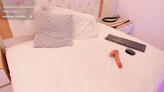 ROXI_MOON1 Live XXX-Chat