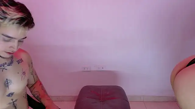 Chat XXX ao vivo de AliceandMax
