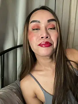 RomanticPearlTS Live XXX Chat