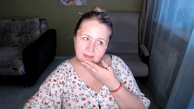 Chat XXX en directo de YanaMayer