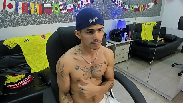 XXX chat uživo modela Jared_Cole