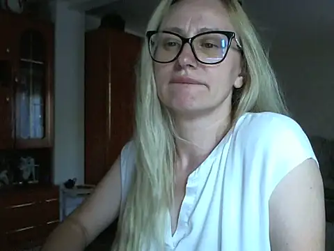 Nataly_Rosy Chat XXX in diretta