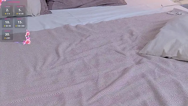 SelenaAlmond 网络视讯表演