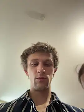 Hate_Emotionsn Webbikameraesitys