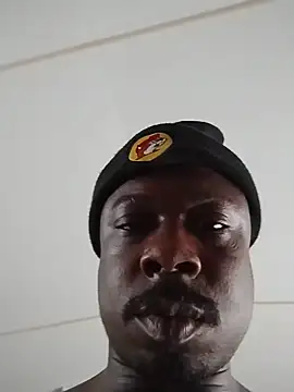 XXX chat uživo modela Blu334