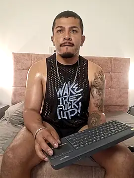 XXX chat uživo modela BrunoSilva_