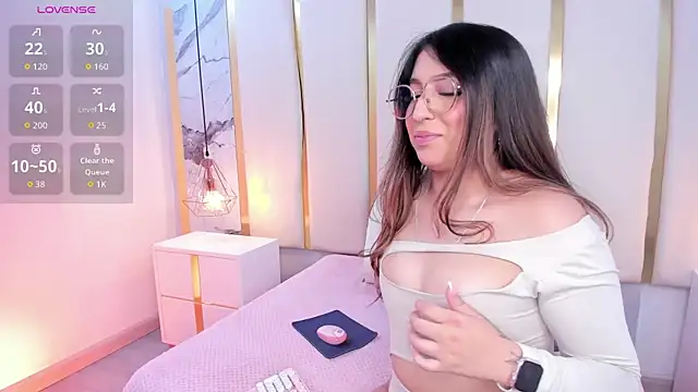 KamilaVegga's Live XXX Chat