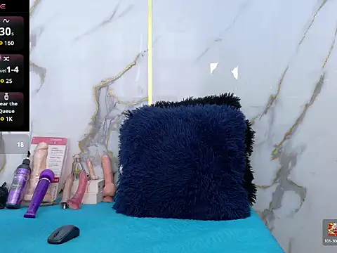 KarlaSmith__'s Live XXX Chat