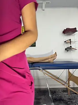 Kinky-Spa Adlı Modelin Web Kamerası Şovu