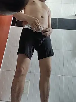 alan-8a live XXX chat