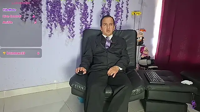 GreisyAndHazzan's Live XXX Chat