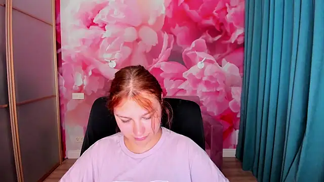 Онлайн чат XXX AngelinaLow