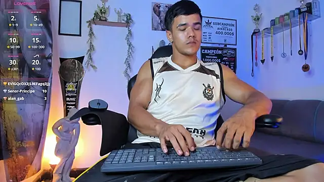 Rob_zaens33 live XXX chat