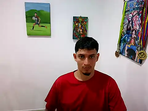 MonkeyDSanti live XXX chat