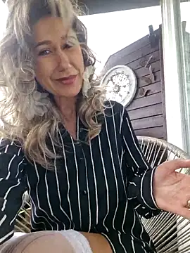 CelynaRoss লাইভ XXX চ্যাট