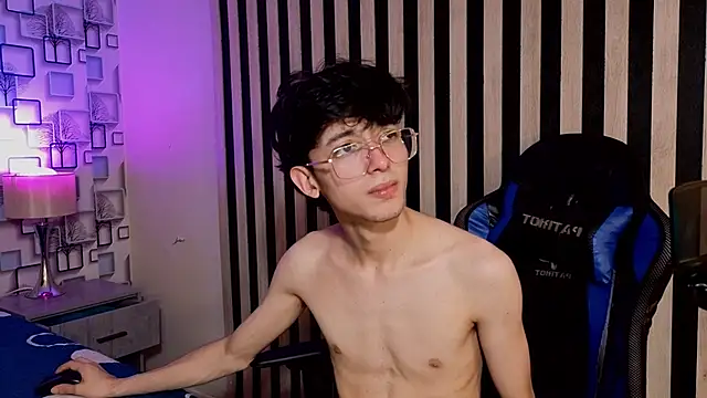Twink_Sebas7 Webcam-Show