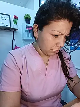 SARA_21- 在線直播表演