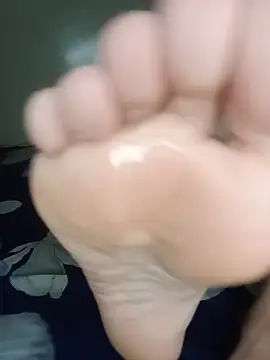 Quenn_ass_sexi Adlı Modelin Canlı XXX Sohbeti