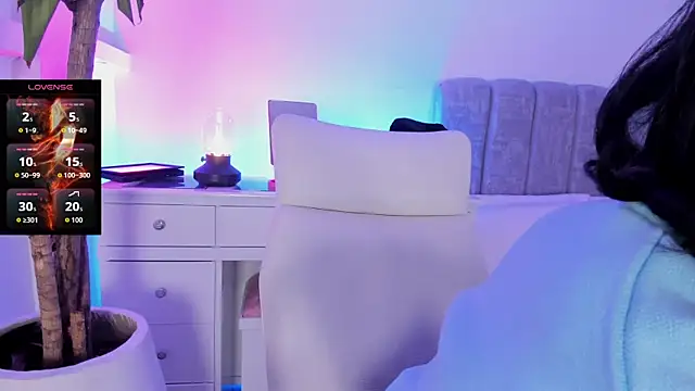 Živý XXX chat doll__bella