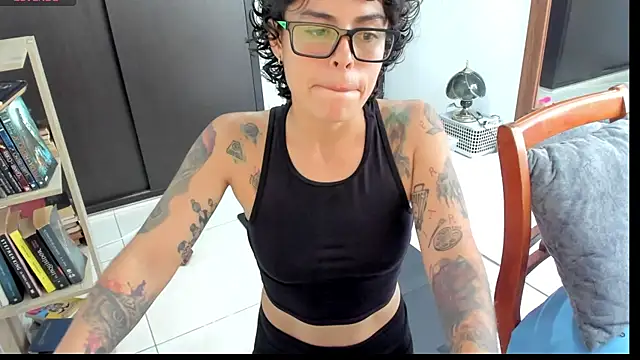 Živý XXX chat natt_op