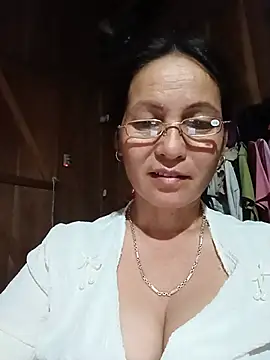 Živý XXX chat Cucci07