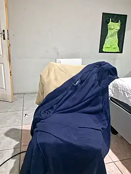 Živý XXX chat LaughRiotX