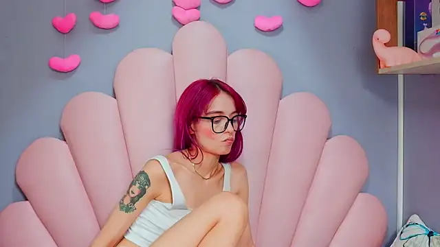 luci_miller's Live XXX Chat