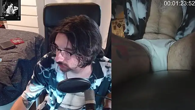 Chuck-FR Live XXX Chat