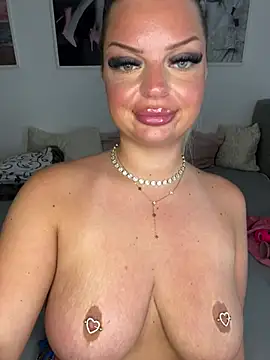 Chat +18 de _Lilly_angel ao vivo