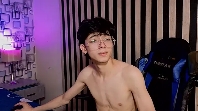 Twink_Sebas7 Pertunjukan Webcam