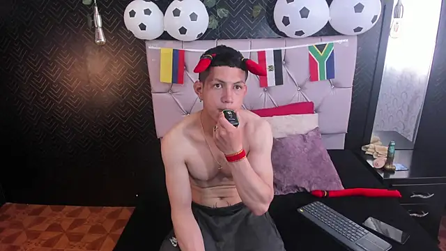 Chat XXX ao vivo de Tony_Zackk