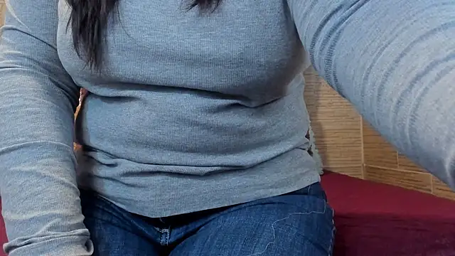 hott_mature Adlı Modelin Canlı XXX Sohbeti