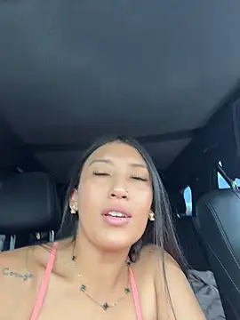 XXX chat uživo modela Sara_fun