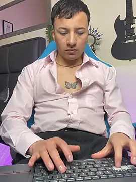 Živý XXX chat Dereck_Klain