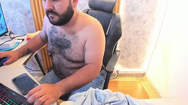 Chatroom XXX en direct de max_river_