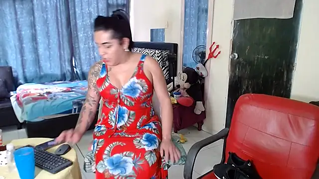 Sashaferrari2000 라이브 XXX 채팅