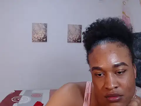 הופעת וובקאם של dirtydolltsx