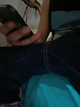 GusanoDelicioso's Live XXX Chat