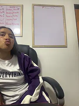 LilyRossi_ Chat XXX live