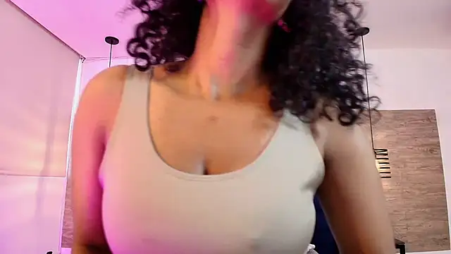 Ellie-Alves live XXX chat