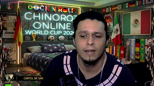 chino_roz Show Webcam