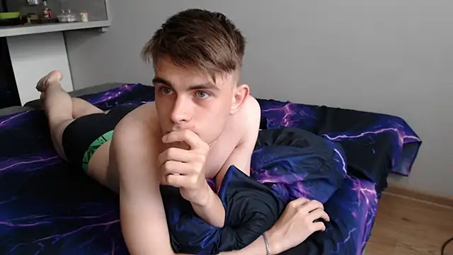 XXX chat uživo modela Student_Oliver