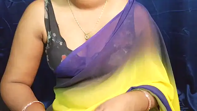 Pavani-Darling's Webcam Show