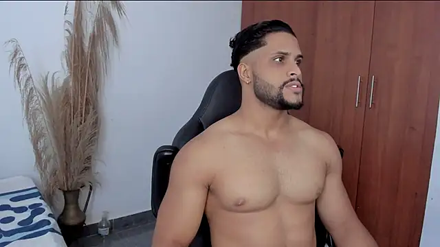 Pier_Simons live XXX chat