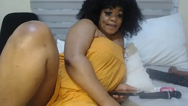 Chat +18 de Foxybrownxx1 ao vivo