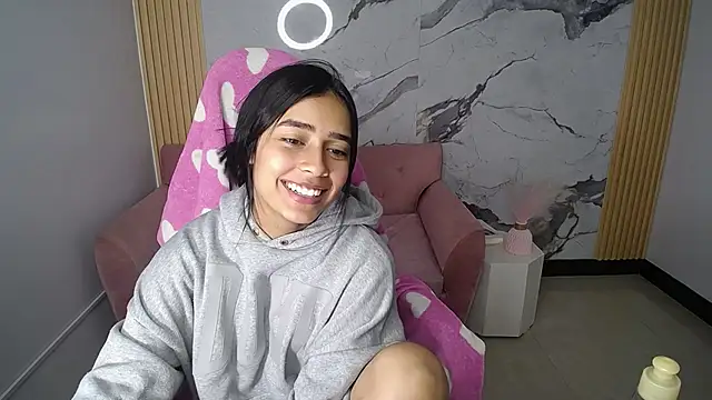 Živý XXX chat HotStreawberry_ch