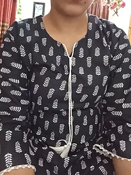Chat +18 de Tanha18 ao vivo