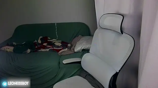 LeonBoykisser Webcam Show