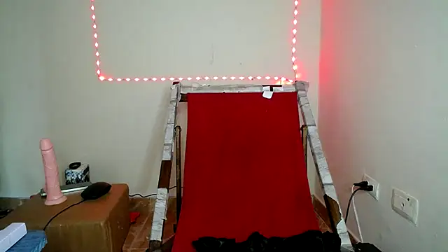 Candy_chloee 网络视讯表演