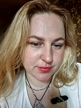 LianaJu's Live XXX Chat